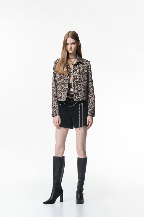 Patch Pockets Black Shorts,,Patch Pockets Black Shorts,Jackets,Outerwear,Season (AW) Look,Tops,pearl,Season (AW) Look,black tops,Tops,Season (AW) Look,Knitted,Knitted tops,Season (AW) Look,Mesh fabric,Layered skirts,Jackets,Outerwear,Season (AW) Look,Knitted,Knitted coats,Shorts,Season (AW) Look,pants,Black pants