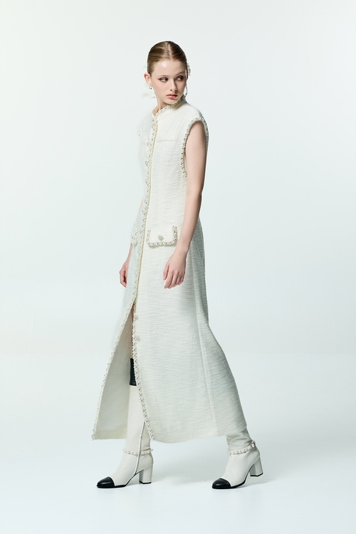Off White Tweed Dress With Pearl Detail,White dresses