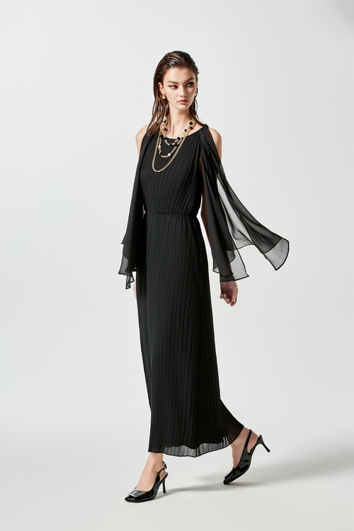 Full Pleated Shawl Dress,Maxi dresses