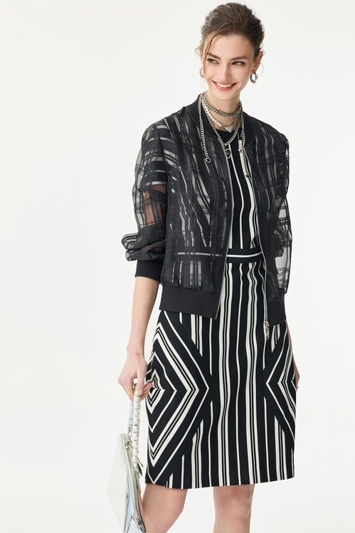 Black White Stripe Contrast Short Sleeve Dress,,Black White Stripe Contrast Short Sleeve Dress,Jackets,Outerwear,Season (SS) Look,co-ord sets,V-neck dresses,Dresses,Season (SS) Look,Maxi dresses,Black dresses,Tops,Season (SS) Look,Embroidered,Dresses,Season (SS) Look,Belts,Maxi dresses,Black dresses,Season (SS) Look,co-ord sets,Mini skirts,Tops,Season (SS) Look,Tops,Season (SS) Look,Embroidered,bows,Knitted,Season (SS) Look,Shorts,pants,sleeveless tops,Season (SS) Look,sleeveless tops,Dresses,Season (SS) Look,Stripe