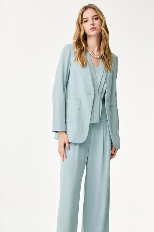 V-neck Pleated Detail Vest,sleeveless tops,sleeveless tops,Sleeveless tops,sleeveless tops