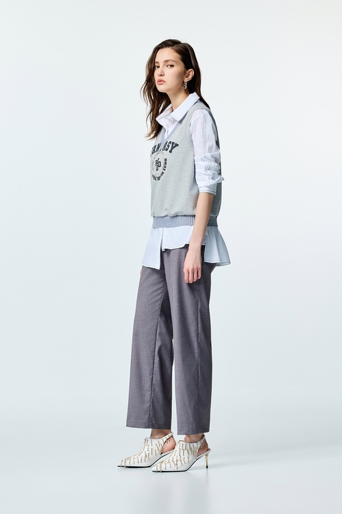 V-neck Front Slogan Vest,sleeveless tops,sleeveless tops,Sleeveless tops,sleeveless tops