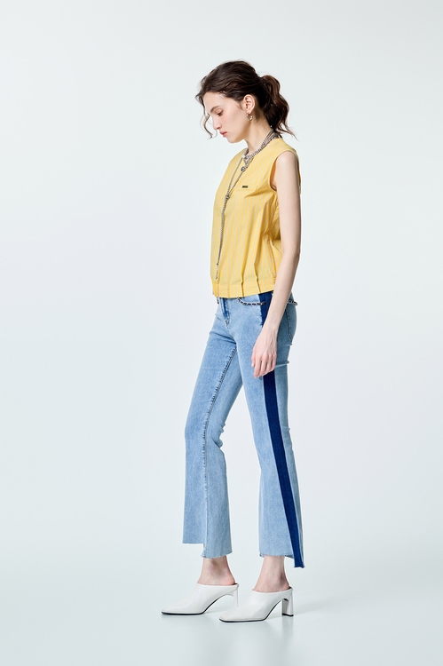 Pin Tuck Detail Stripe Vest,,Pin Tuck Detail Stripe Vest,Tops,Season (SS) Look,Embroidered,Blouses,Tops,Season (SS) Look,White tops,Embroidered,Tops,Season (SS) Look,T-shirts,Tops,Season (SS) Look,Cotton,Embroidered,sleeveless tops,Season (SS) Look,sleeveless tops,Accessories