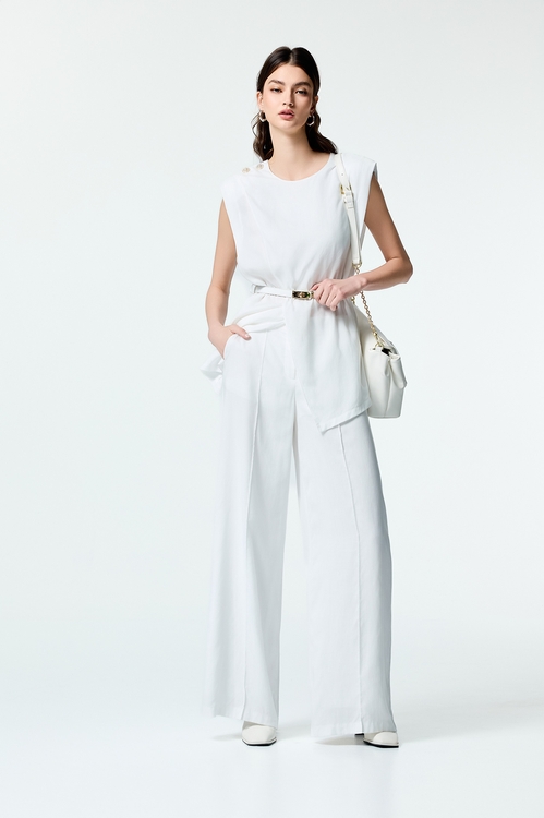 Front Overlap Long Vest,White tops,White tops