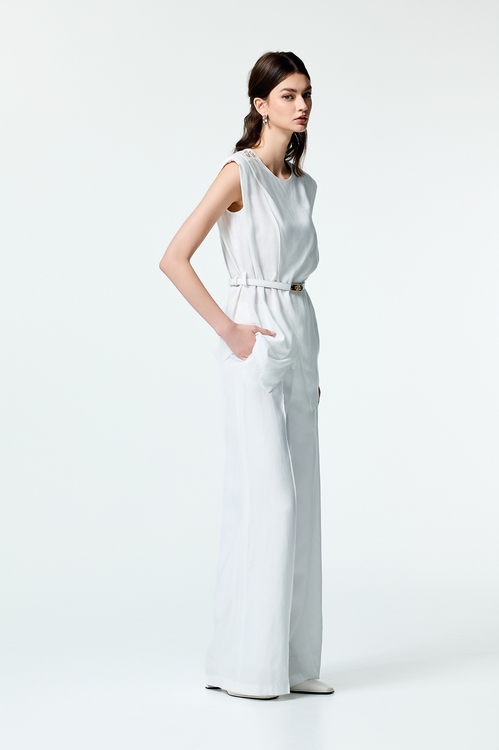 Front Overlap Long Vest,White tops,White tops