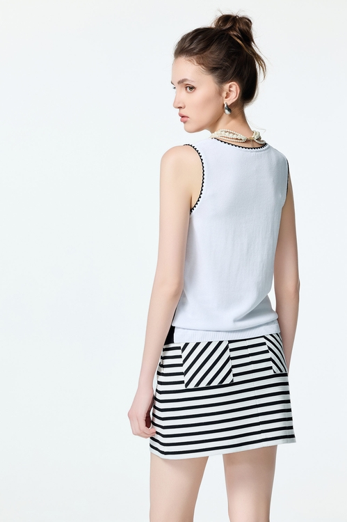 Contrast Trim Detail Knit Vest,Knitted