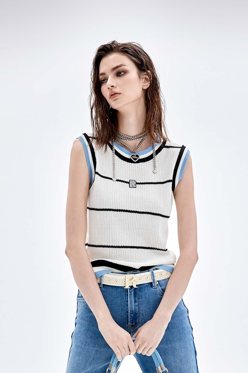 Contrast Stripe Round Neck Knit Vest,Tops