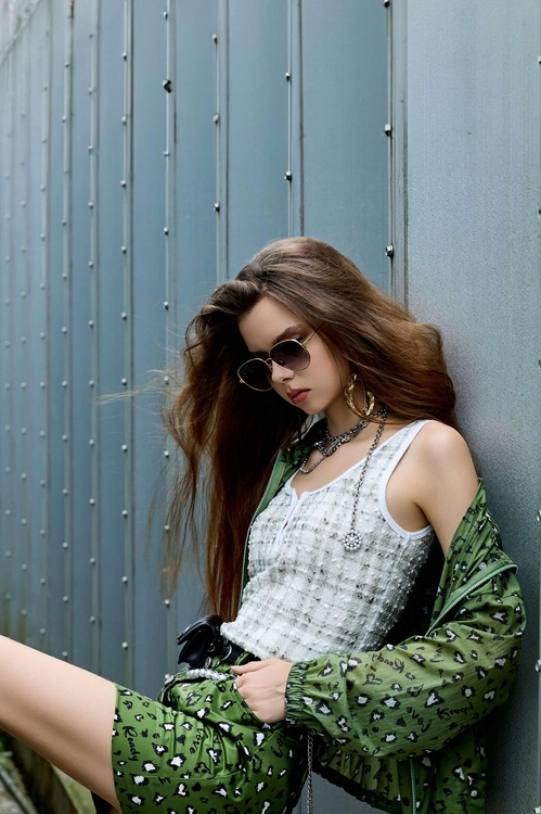 Plaid Tweed Crop Vest,,Plaid Tweed Crop Vest,Outerwear,co-ord sets,Season (AW) Look,Knitted,Knitted coats,Dresses,Office Looks,Tops,Outerwear,Season (AW) Look,Blouses,Long shirts,Office Looks,Denim,Outerwear,Denim,Denim Jackets,Season (AW) Look,Valentine,Casual dresses,Denim,Season (AW) Look,Valentine,Blouses,upperclass,Long shirts,Office Looks,Tops,Season (AW) Look,Blouses,co-ord sets,Plaid,Shorts,Season (AW) Look,upperclass,T-shirts,T-shirts,Tops,Embroidered,Season (AW) Look,Cotton,upperclass,Jackets,Outerwear,co-ord sets,Season (AW) Look,Trench coats,Denim,Denim,Season (AW) Look,Midi skirts,T-shirts,T-shirts,Tops,Embroidered,Season (AW) Look,upperclass,co-ord sets,Mini skirts,Season (AW) Look,Denim,Denim,Denim shorts,Shorts,Season (AW) Look,Valentine,upperclass,V-Neck T shirts,Office Looks,Tops,Embroidered,Season (AW) Look,Embroidered tops,Blouses,T-shirts,T-shirts,Tops,Embroidered,Season (AW) Look,upperclass,T-shirts,Dresses,Season (AW) Look,Valentine,T-shirts,T-shirts,Tops,Embroidered,Season (AW) Look,upperclass,Office Looks,Denim,Denim,Jeans,Season (AW) Look,Valentine,Office Looks,Culottes,Season (AW) Look,Skinny pants,Culottes,T-shirts,sleeveless tops,co-ord sets,Season (AW) Look,sleeveless tops,sleeveless tops,co-ord sets,Plaid,Season (AW) Look,sleeveless tops,upperclass