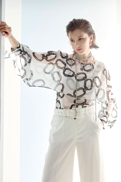 Printed Chain Graphic Chiffon Top,Under shirts