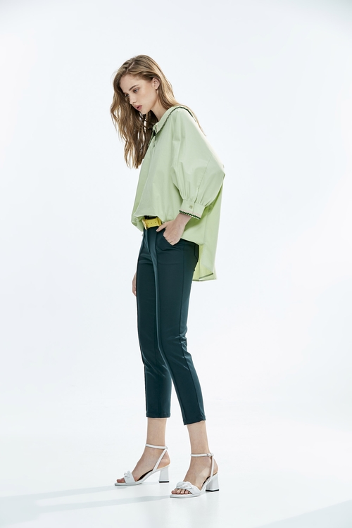 Oversize Lace Trim Green Blouse,healing colors