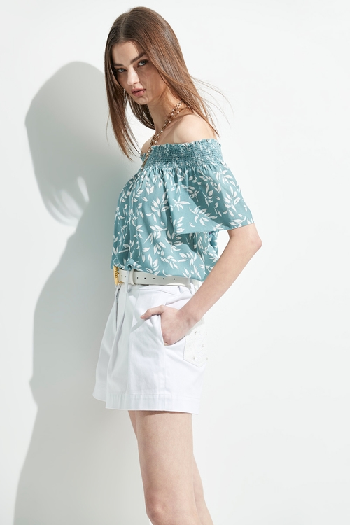 Leaf Pattern Print Off-Shoulder Top,blossoms