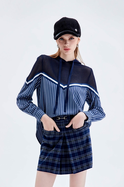 Stripe Hoodie Top With Crochet Mesh Neckline,Hats