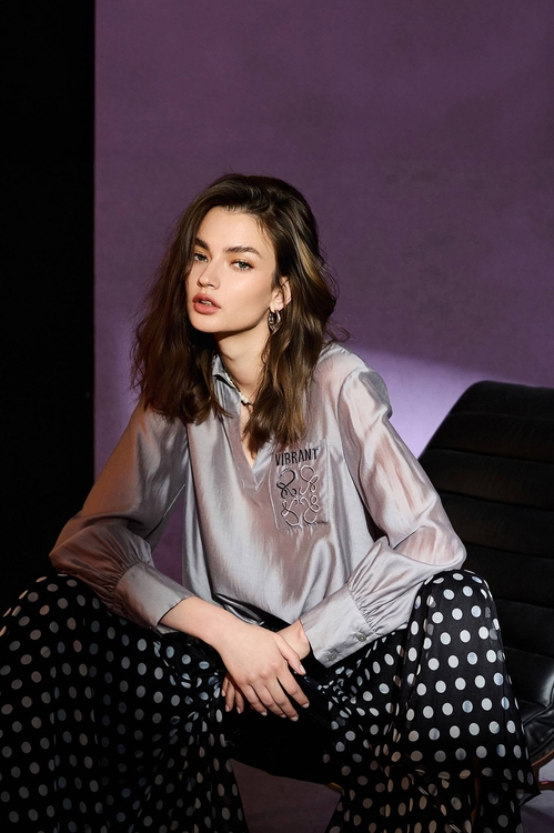 Pocket Embroidery Detail Grey Blouse,Season (SS) Look
