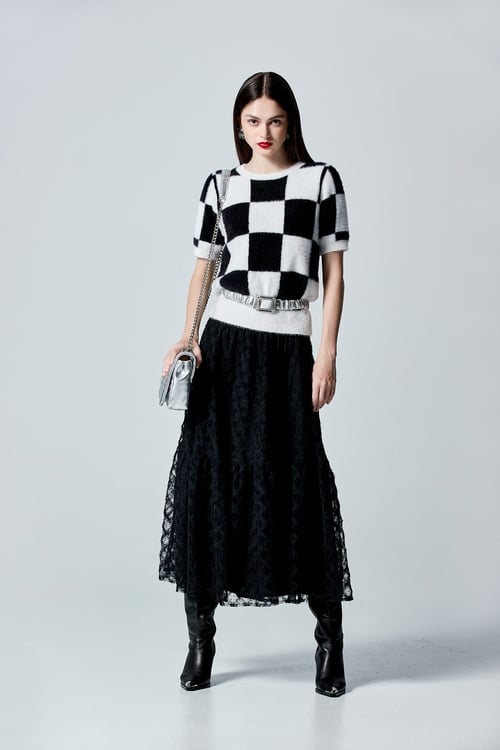 Black White Checkered Fuzzy Top,Knitted tops