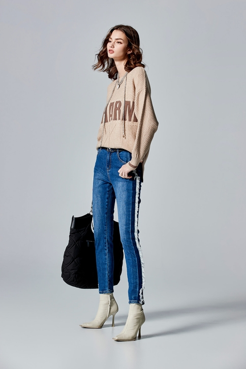 Front Slogan Cable Knit Top,Knitted tops