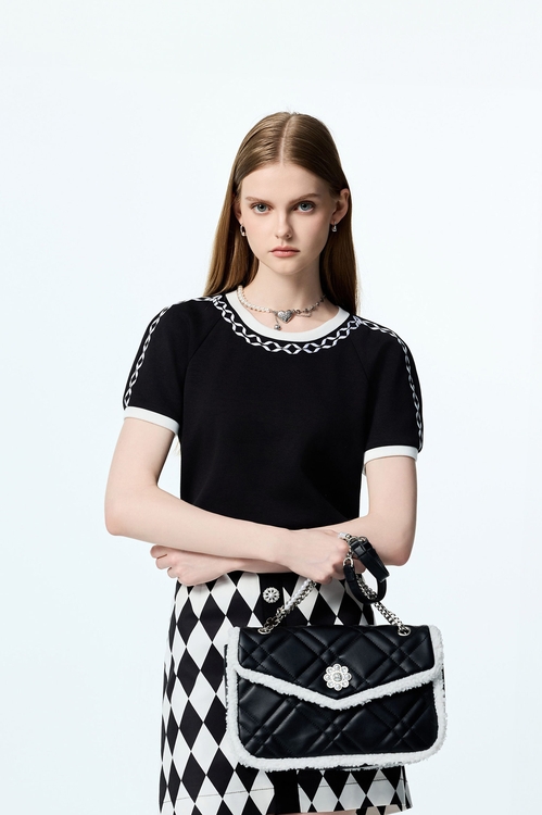 Contrast Trim Black Short Sleeve Tee,Season (AW) Look