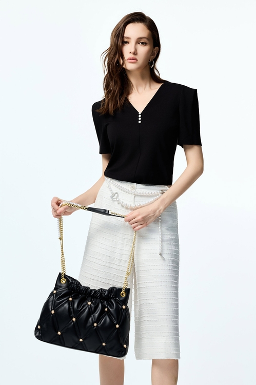 V-neck Pearl Detail Black Top,Season (AW) Look