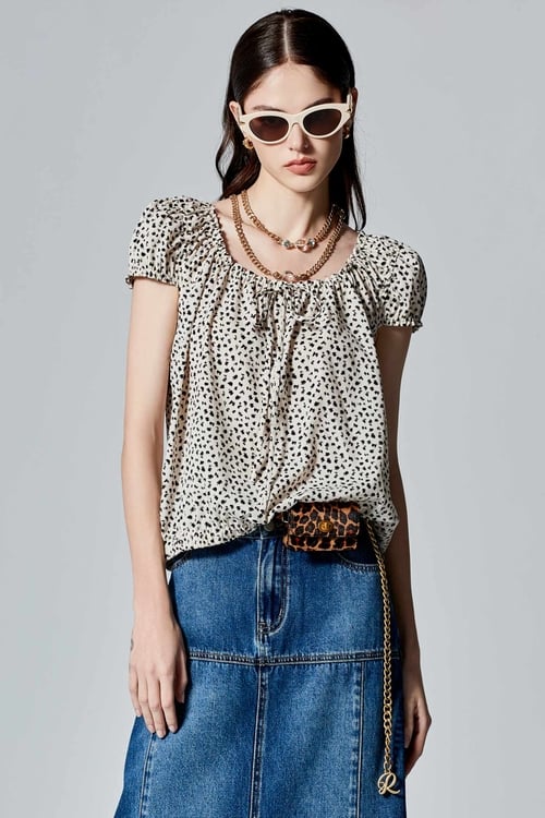 Small Leopard Print Short Sleeve Top,U-Neck T shirts