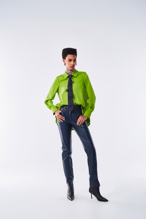 A-line Green Blouse With Contrast Bow Detail Tie,bows