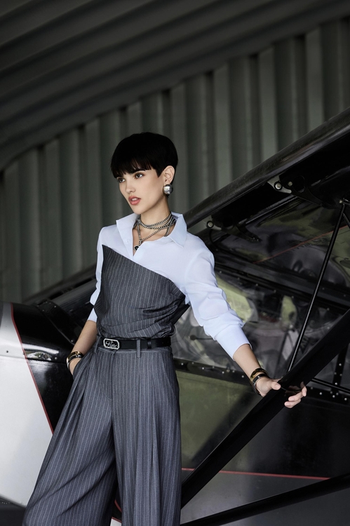 Contrast Grey Asymmetric Detail Blouse,Blouses