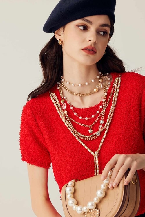 Short Sleeve Knit Top With Accessory Detail,Necklaces