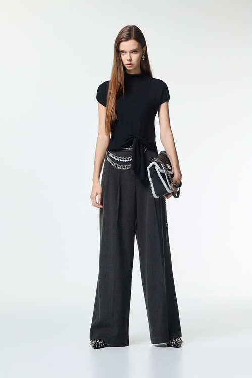 Front Knot Knit Top,Valentine