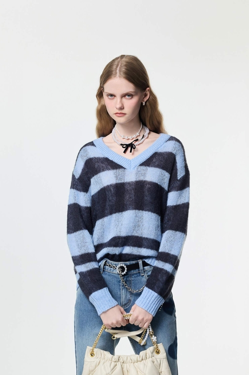 Contrast Stripe V-neck Knit Top,Tops