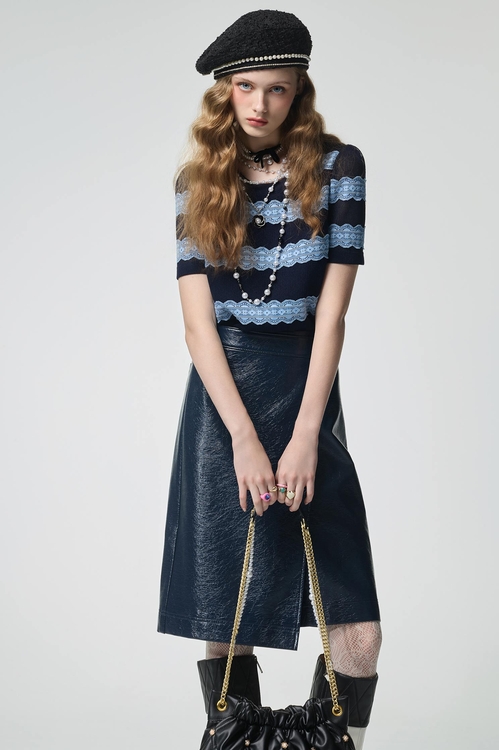 Contrast Lace Detail Short Sleeve Top,Tops