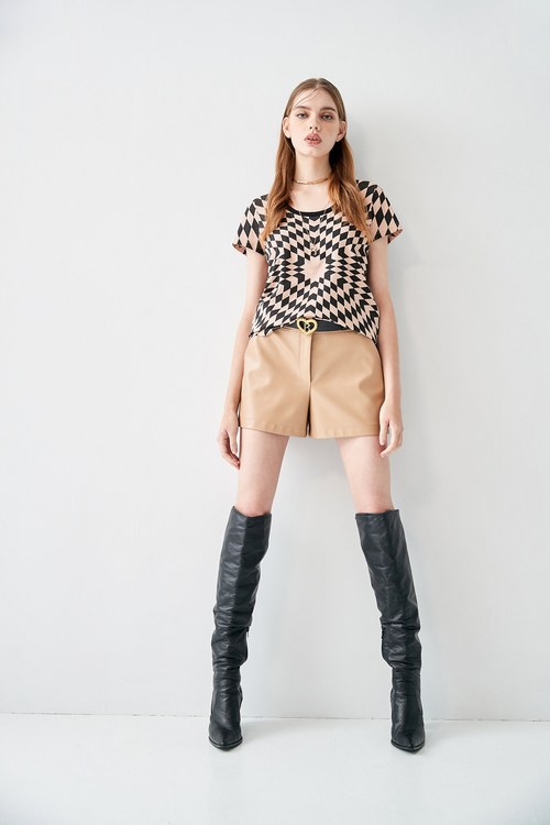 Hypnotic Spiral Pattern Tee,U-Neck T shirts