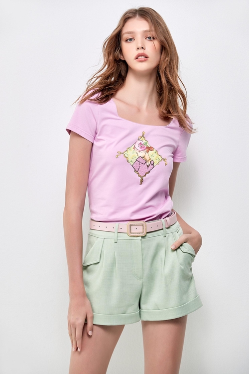 Lady Graphic Print Pink Tee,Embroidered tops