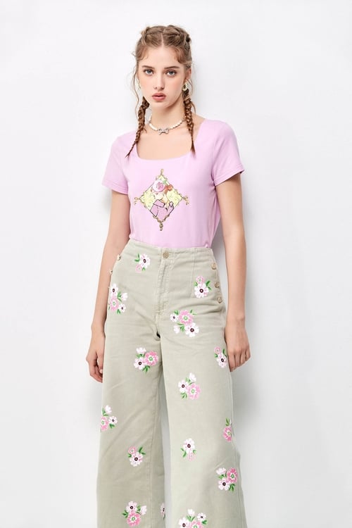 Lady Graphic Print Pink Tee,Embroidered tops