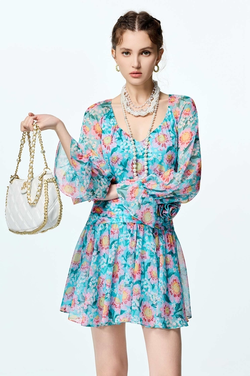 Floral Print Long Sleeve Short Dress,,Floral Print Long Sleeve Short Dress,Tops,Season (SS) Look,Embroidered,Outerwear,Season (AW) Look,Valentine,blossoms,Lace,Knitted,Knitted coats,Season (AW) Look,Midi skirts,Outerwear,co-ord sets,Denim,Denim Jackets,pearl,Season (AW) Look,Valentine,Cotton,blossoms,Office Looks,Denim,Denim skirts,Season (AW) Look,Valentine,blossoms,Lace,Lace skirts,upperclass,Midi skirts,Office Looks,co-ord sets,Denim,Denim pants,Season (AW) Look,Valentine,Wide-leg jeans,Pants,Tops,co-ord sets,pearl,Season (AW) Look,sleeveless tops,upperclass,Necklaces,co-ord sets,Mini skirts,Shorts,Season (AW) Look,Pencil skirts,Jackets,Outerwear,co-ord sets,Season (AW) Look,Blazers,Tops,Season (AW) Look,Valentine,blossoms,V-neck dresses,Embroidered,Printed dresses,Chiffon dresses,Season (AW) Look,blossoms,Chiffon,Chiffon dresses