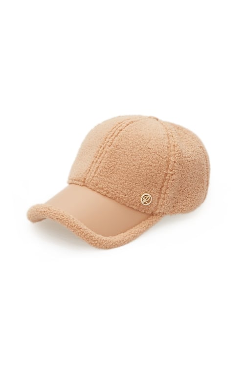 Faux Shearling Baseball Cap,,Faux Shearling Baseball Cap,Season (AW) Look,Season (AW) Look,Season (AW) Look