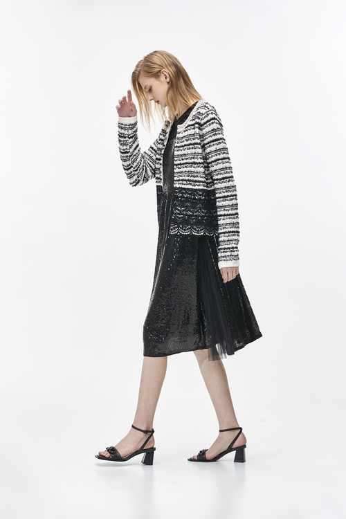 Black Stripe Cardigan With Lace,Ready for Winter