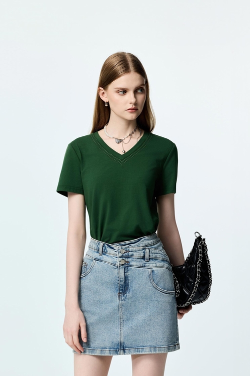 V-neck Contrast Stitch Detail Tee,Tops