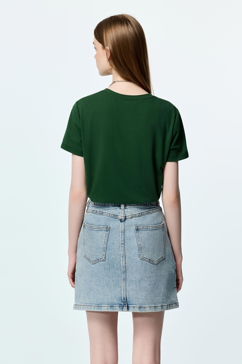 V-neck Contrast Stitch Detail Tee,Tops