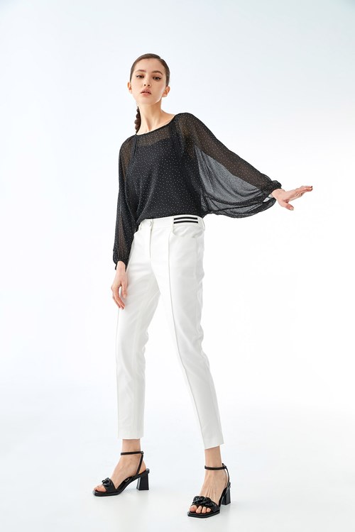 Floating Willow Dot Top,Trends