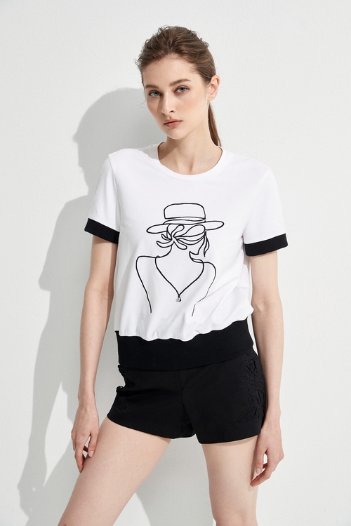 Front Graphic Contrast Top,Hats