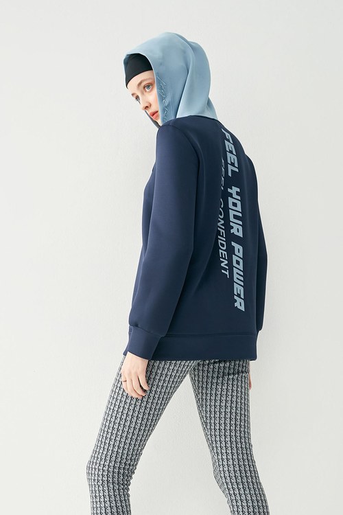Cloud  Thermal Top With Colored Hooded Design,Hoodie tops