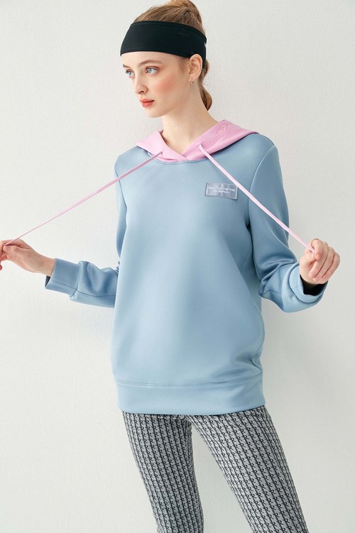 Cloud  Thermal Top With Colored Hooded Design,Hoodie tops
