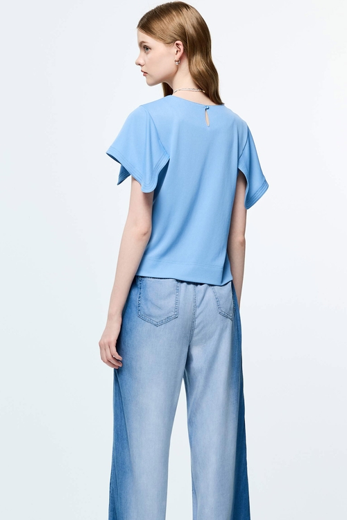 High Performance Collagen Sleeve Detail Top,Tops