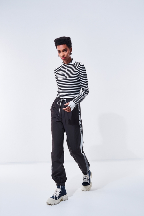 Textured Panel Golf Top,Season (AW) Look