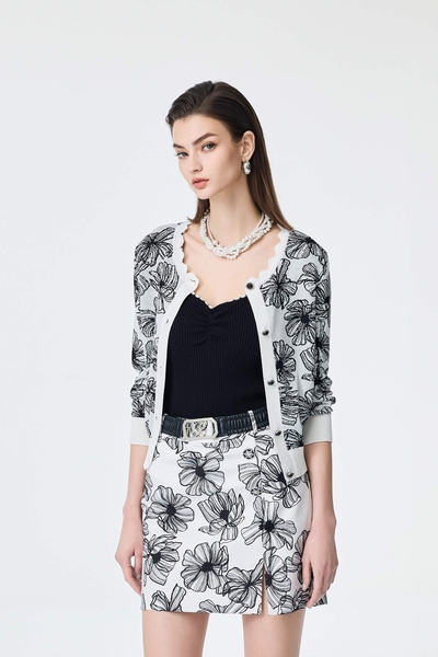 Floral Print Knit Cardigan