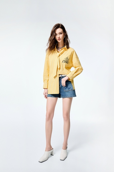 R Logo Denim Shorts