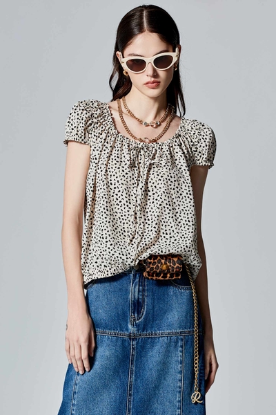 Small Leopard Print Short Sleeve Top