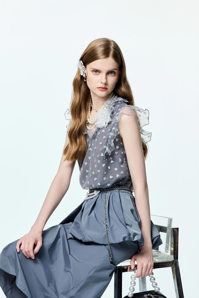 Heart Pattern Ruffle Trim Detail Vest