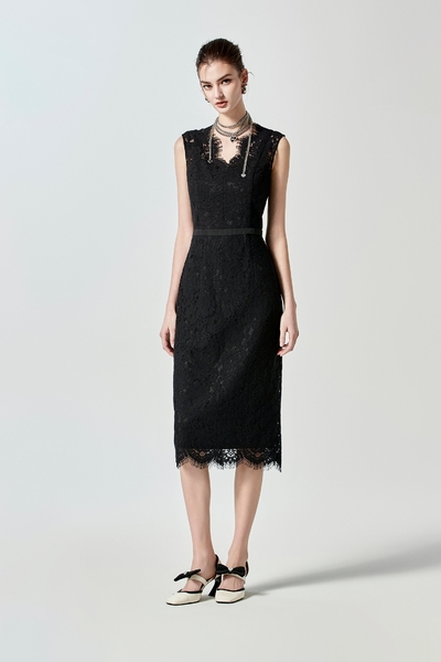 Full Lace Sleeveless Fitted Dress