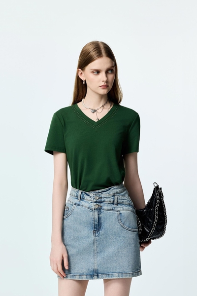 V-neck Contrast Stitch Detail Tee