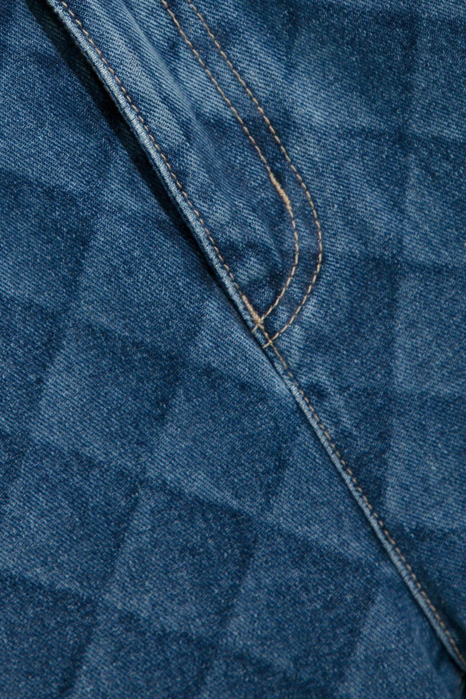 Diamond Plaid Printed Boyfriend Jeans | iROO Online Shop
