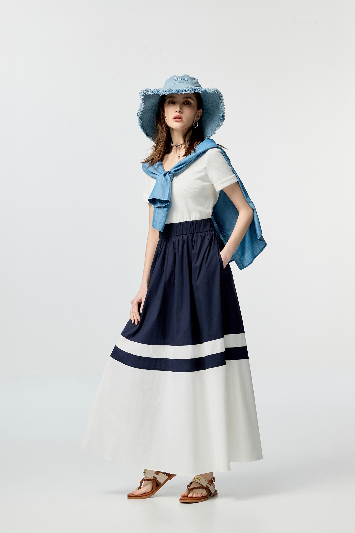 [LOW CLASSIC] / ☆ RELAXED SLIT LONG SKIRT / NAVY STRIPE Low Rise Side Split Maxi Skirt In Blue Striped Knit | EGO